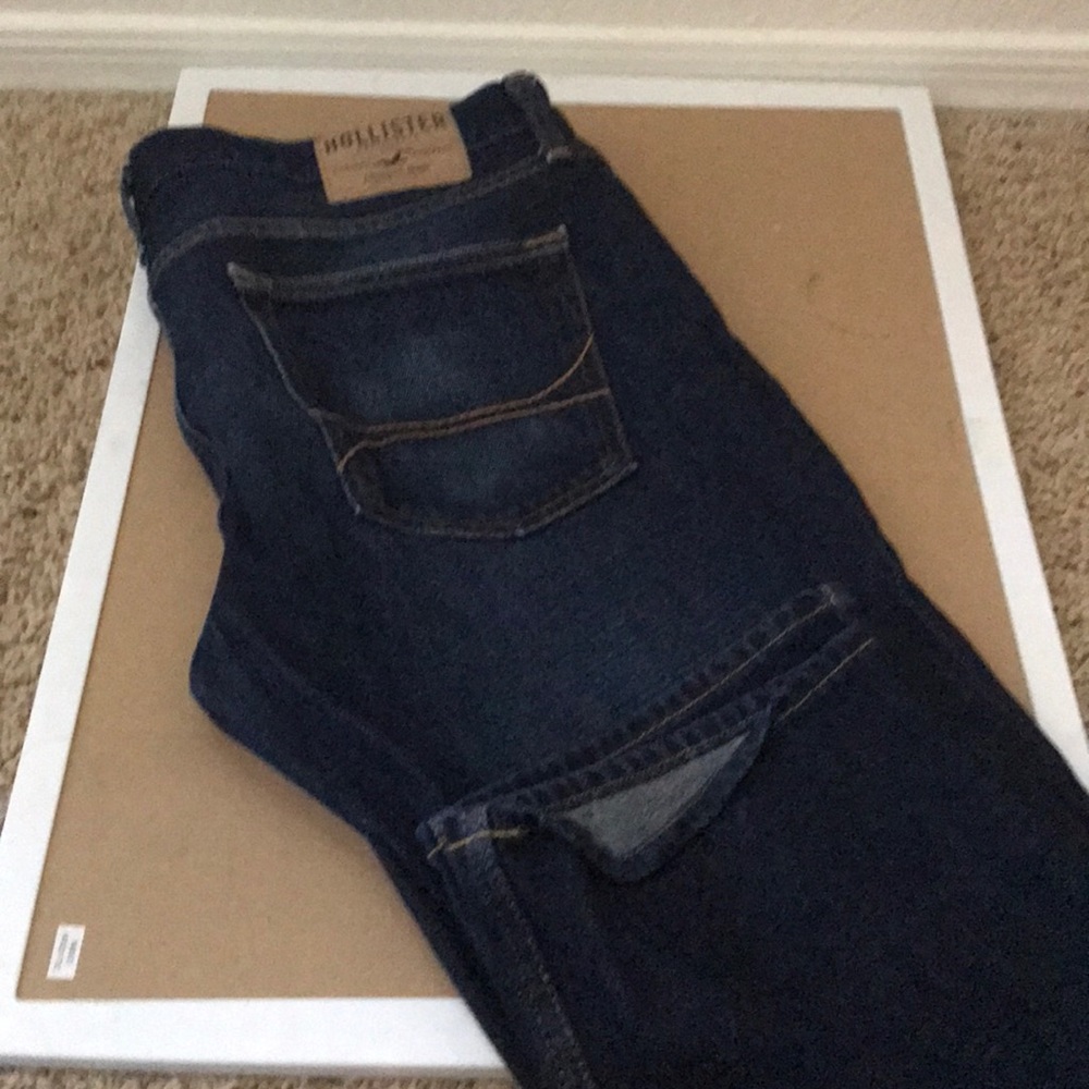 Hollister Dark Denim jeans